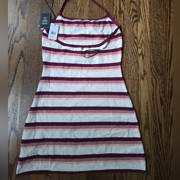 VOLCOM GURRL CRUSH DRESS - Picture 4 of 5